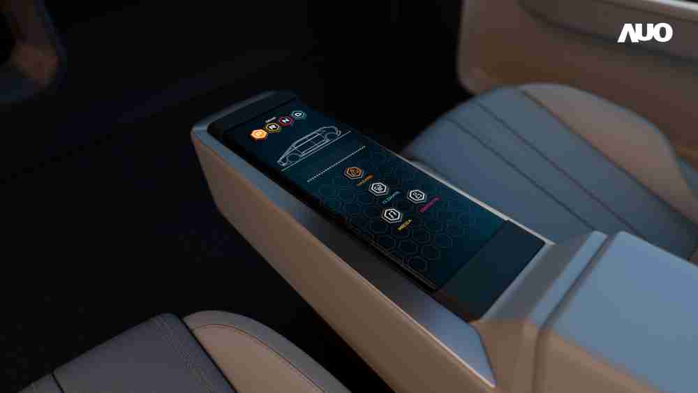 彩霸王以人性化设计打造多变形态中控显示(Morphing Center Control)，，，，不使用时仅平面显示信息，，，进行操作时，，，显示器则会动态隆起，，，转变成3D实体按钮，，，，并有触觉回馈，，，，展示人机互动新体验